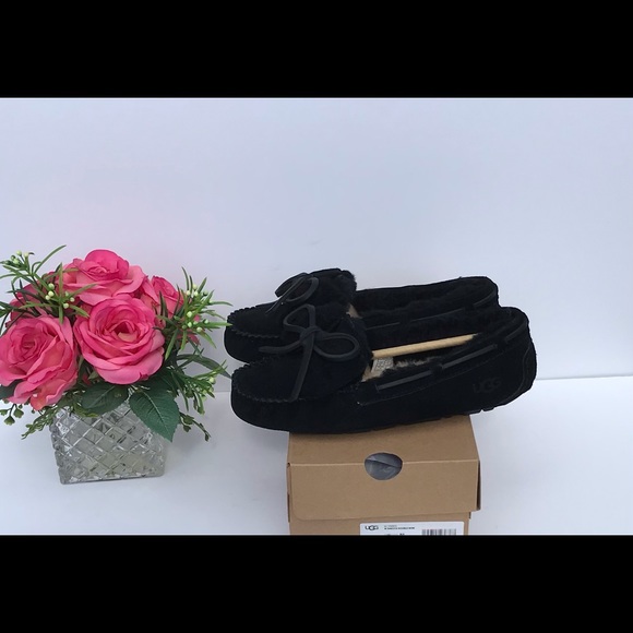 UGG Dakota Double Bow - Picture 3 of 9